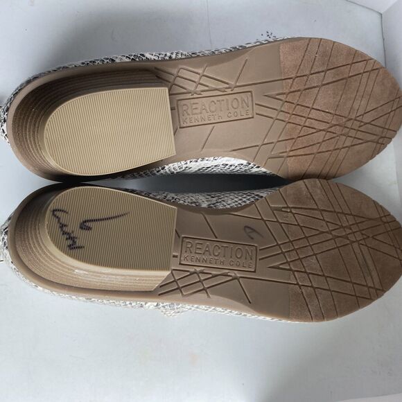 Kenneth Cole Reaction Side Way Snakeskin White Heel Zip Ankle Bootie Shoes Sz 8 - Picture 7 of 12